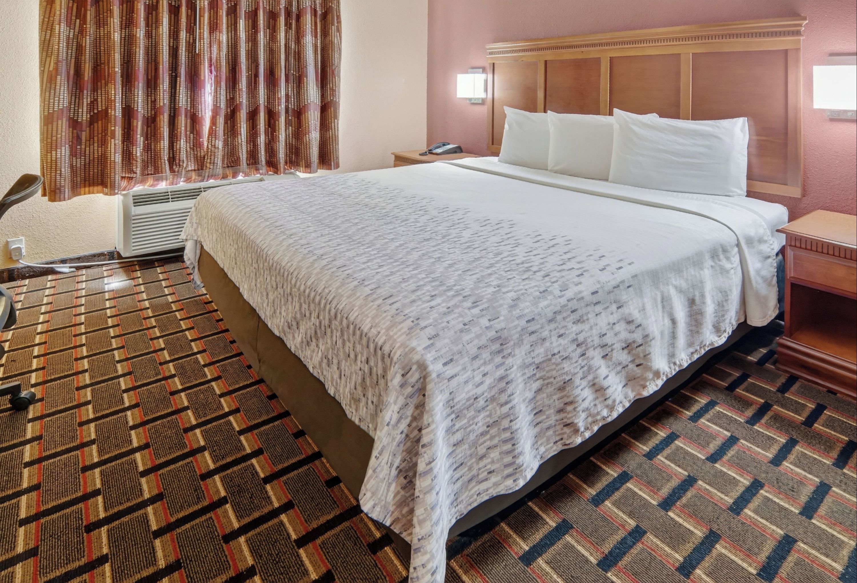 Hometown Inn & Suites - לונגוויו