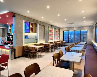 Avirahotel Makassar Panakkukang - Makassar - Restaurant