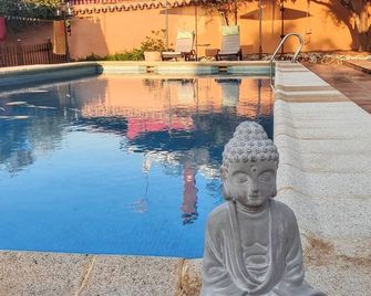 Spacious Villa with Private Pool in Hornachuelos - Hornachuelos - Piscina