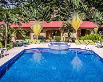 Hotel Villa Creole - Jacó - Pool