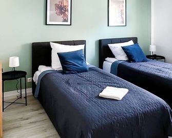 Nahe Rathaus & Dom - 1,5-, 2- oder 3 ZKB-Apartments im Zentrum - Augsburg - Schlafzimmer