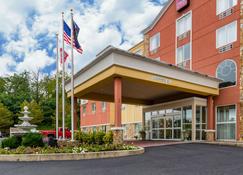 Comfort Suites Near Gettysburg Battlefield Visitor Center - Gettysburg - Building