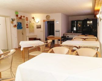 Double Room - Pension Henze - Hojeřice - Restaurace