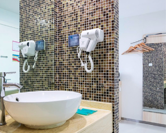 Pai Hotel Hangzhou Xiasha University Sou - Jiaxing - Camera da letto