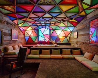 21c Museum Hotel Louisville - לואיסוויל - חדר שינה