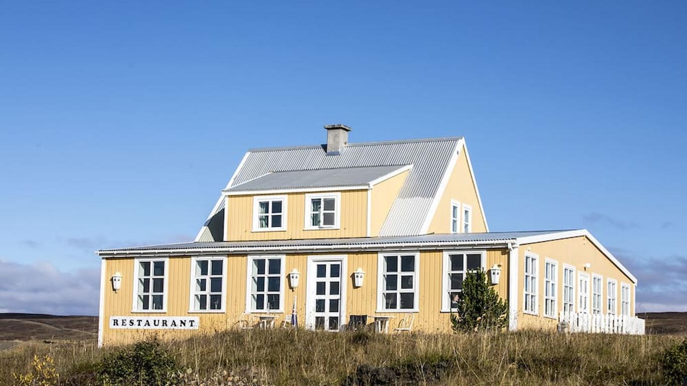 Fosshóll Guesthouse