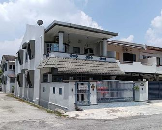 Grey Fantasy Homes#Sunway Water Theme Park - Ipoh - Building