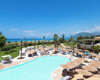 Borgo di Fiuzzi Resort & Spa - Praia a Mare - Pool
