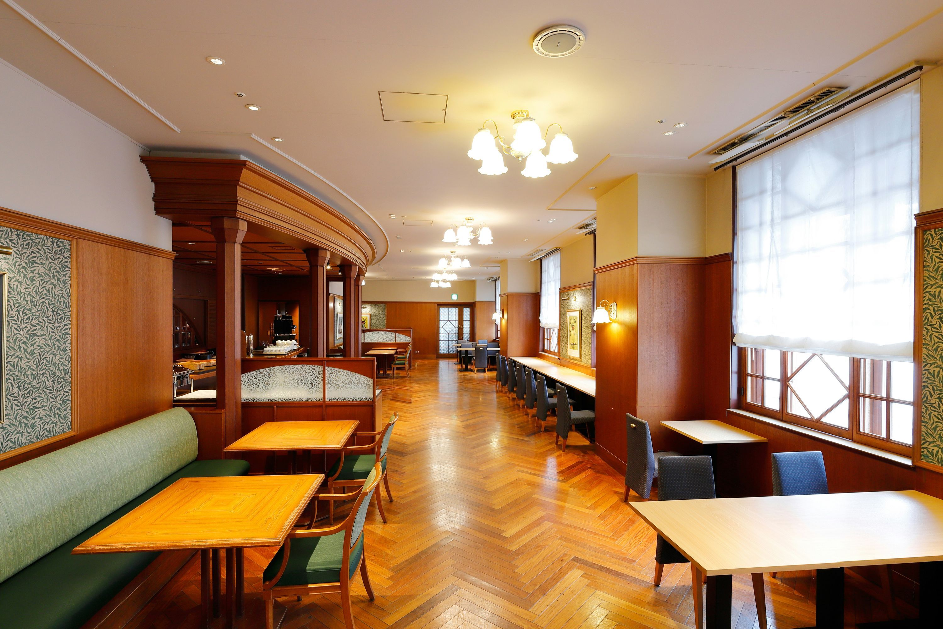 هوتل جال سيتي أوموري - اوموري - مطعم