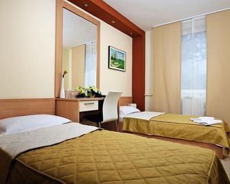 Hotel Tiski Cvet - Novi Bečej - Bedroom