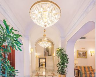 Raeli Hotel Lux - רומא - לובי