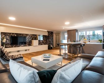 The Gate Boutique Hotel Zürich - Opfikon - Wohnzimmer