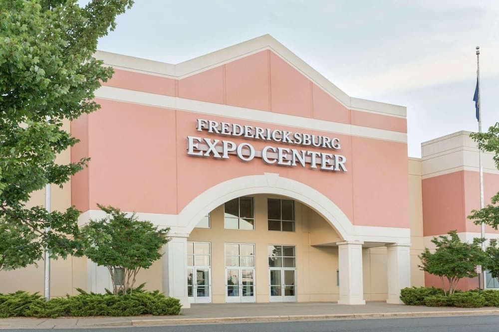 Building view of Garden Inn