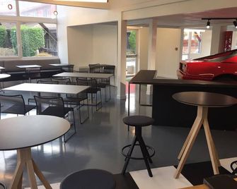 Enzo Hotels Trappes by Kyriad Direct - Trappes - Restaurant