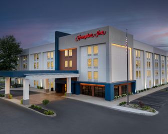 Hampton Inn Louisville-Airport (Fair & Expo Center) - Louisville - Edificio