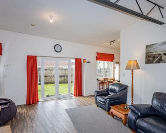 Alpine Bach - Raetihi Holiday Unit - Raetihi (Wellington) - Sala de estar