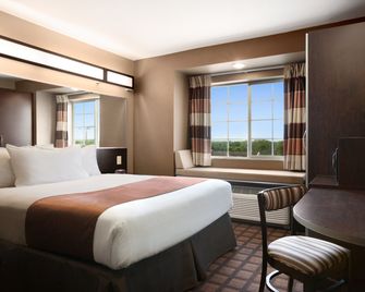 Microtel Inn & Suites by Wyndham Midland - Midland
