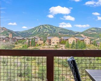 Huge Deer Vally Views, Game Room, 2 Primaries, 1gb Wi-Fi - Heber City - Balcón