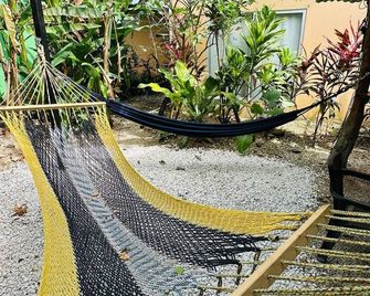 Surf Paradise - Carmen