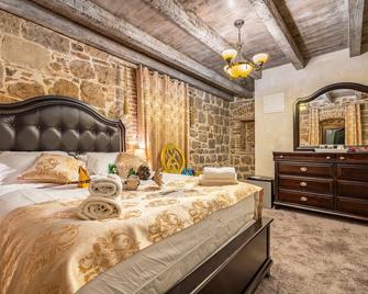 Heritage Palace Varos - ספליט - חדר שינה