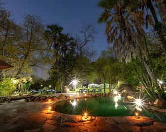 Maramba River Lodge - Livingstone - Pool