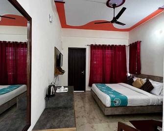 Hotel Starwood - Kotdwāra - Bedroom
