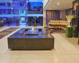 Hotel Clarks Collection Bhavnagar - Bhavnagar - Salónek