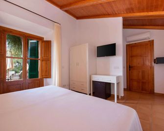 Finca Son Roig by Valentin - Porreres