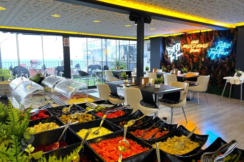 إنجيلز هوم هوتل