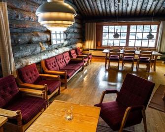 Saarikejo Huskylodge - Saariselka