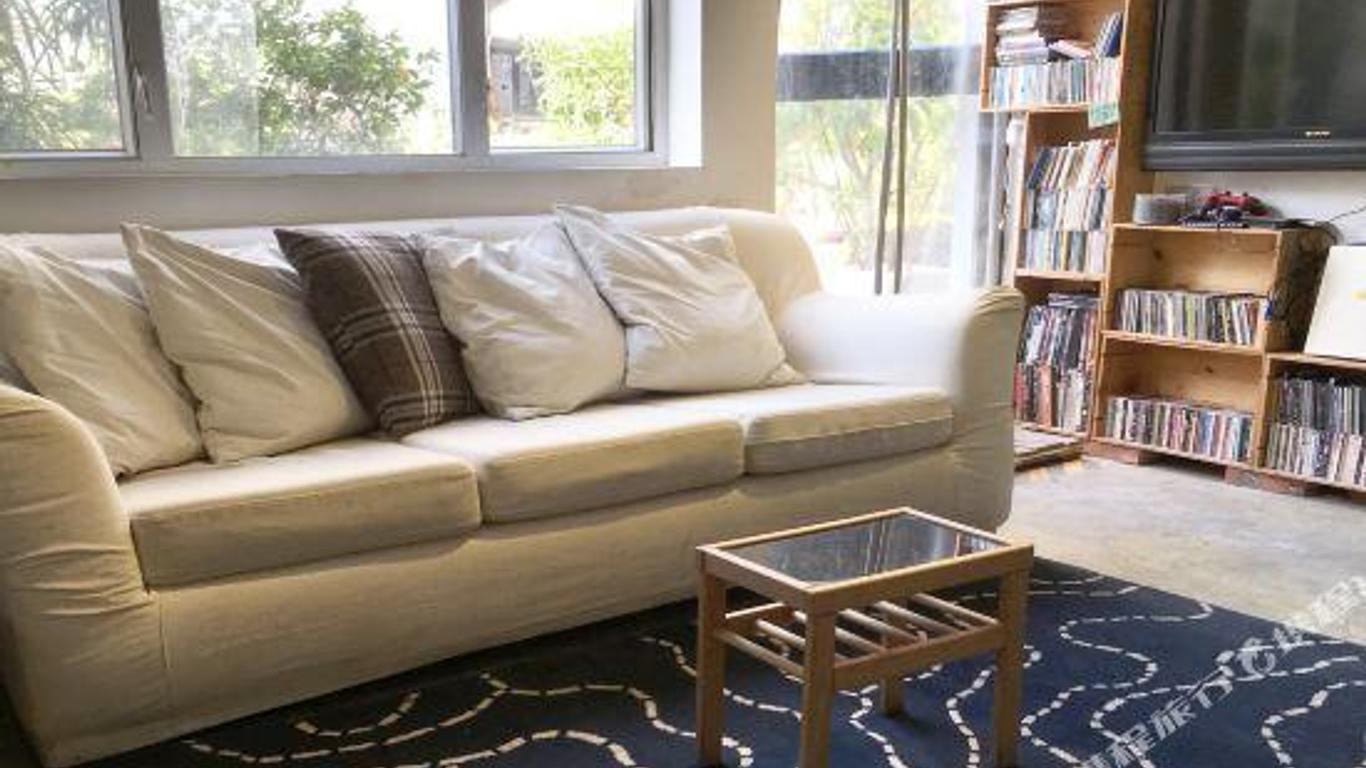 Airy Stay on Carnarvon