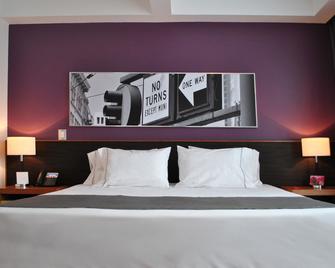 Hotel y Tú - Guadalajara - Bedroom