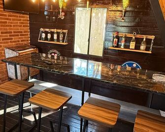 2-bedroom chalet in wonderful Teziutlán with WiFi - Teziutlan - Bar