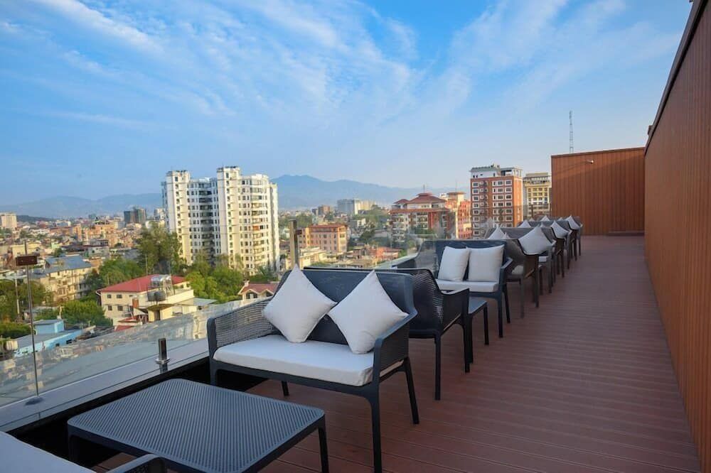 Hotel Le Himalaya By Best Resort Nepal