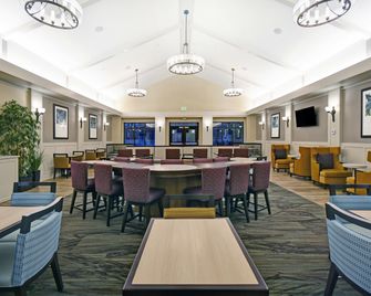 هوموود سويتس باي هيلتون دنفر - دنفر (كولورادو) - مطعم