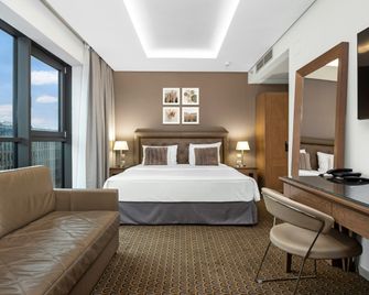 فندق رويال براغ - براغ - غرفة نوم