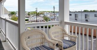 Cape Cod Harbor House Inn - Hyannis - Balkon