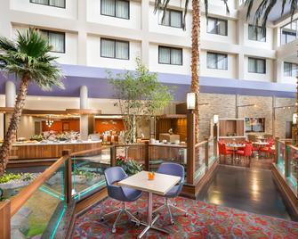 Crowne Plaza Foster City-San Mateo - Foster City - Building