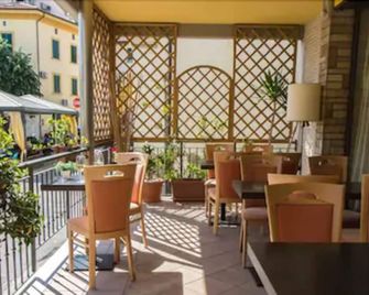 Park Hotel - מונטקטיני טרמה - מסעדה