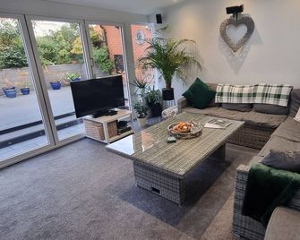 Dungarvon House B&B - Worle - Phòng khách