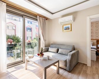 Loi Suite - Antalya - Living room