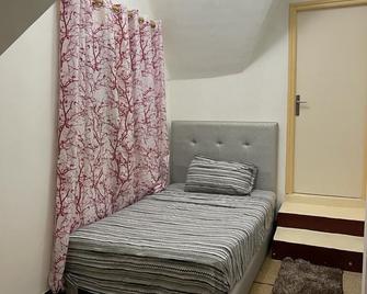 Chalet ifrane - Ifrane - Bedroom