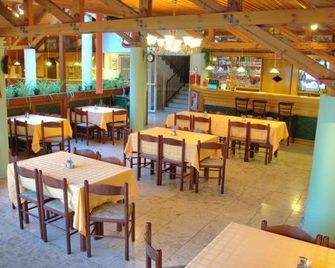 Viking Hotel - Agárd - Restaurante