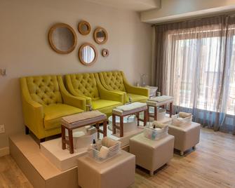 Peermont Walmont - Gaborone - Gaborone - Living room