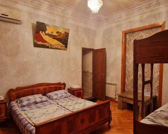 Hotel Kharabadze - Kutaisi - Habitación
