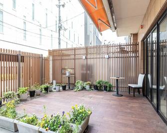 Hotel Excellence Kyoto Station Hachijo - Kyoto - Uteplats