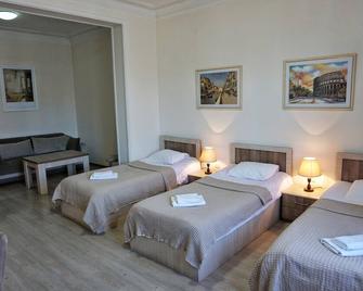 Hotel Mireosi - Batumi - Bedroom