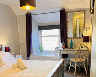 The Lake View Hotel - Caernarfon - Bedroom