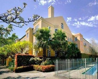 Park Lane Apartment East Melbourne - Melbourne - Building