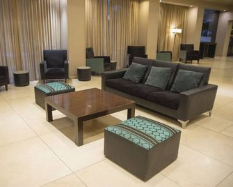 Hotel Catalinas Tucuman - San Miguel de Tucumán - Lounge
